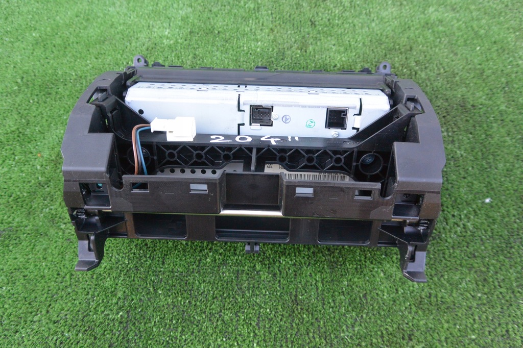 фото №7, Дисплей экран навигации радио mercedes w204