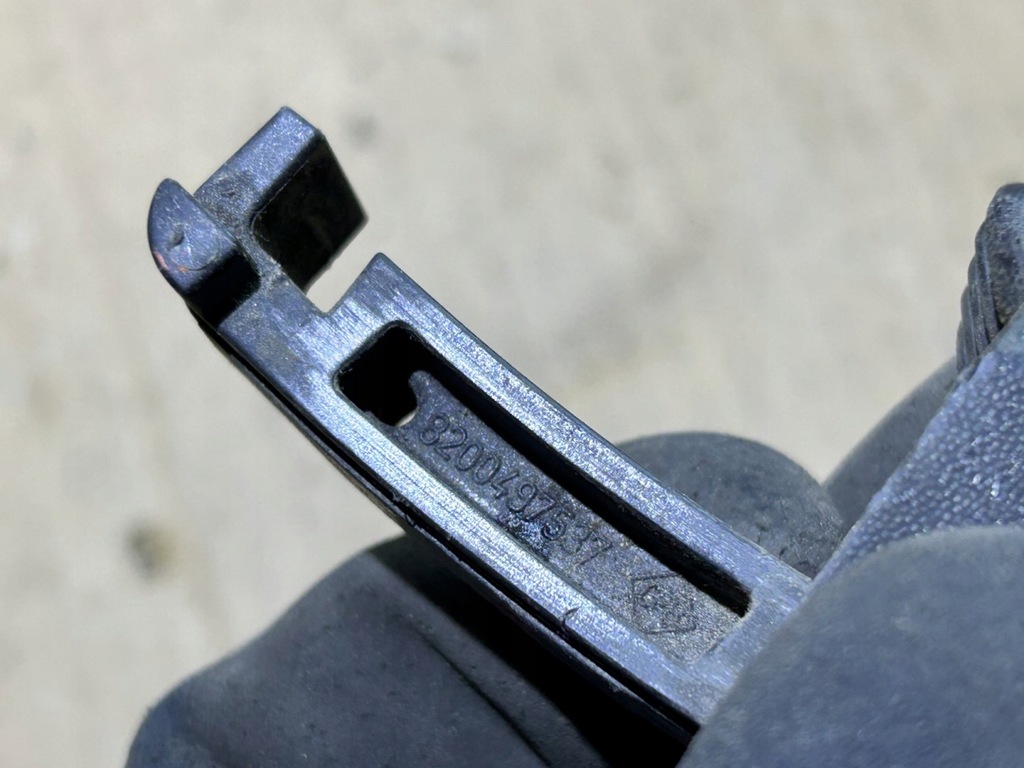 фото №5, Ручка двері ліва лівий перед renault kangoo ii 8200497537