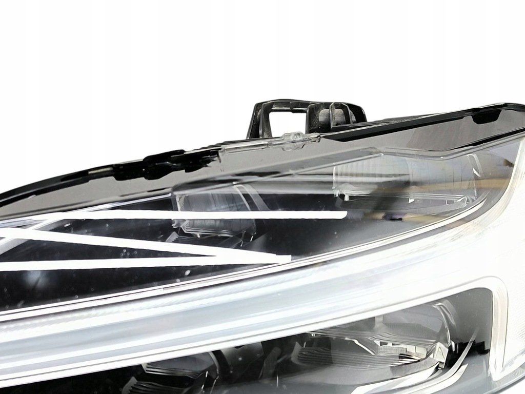 фото №6, Volvo xc60 2019 ліва сторона лампа передня