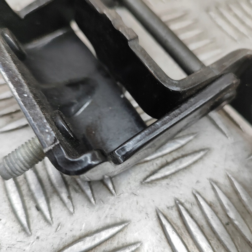 фото №6, Nissan leaf ii ze1 2018 правая сторона петля крышки задний багажника