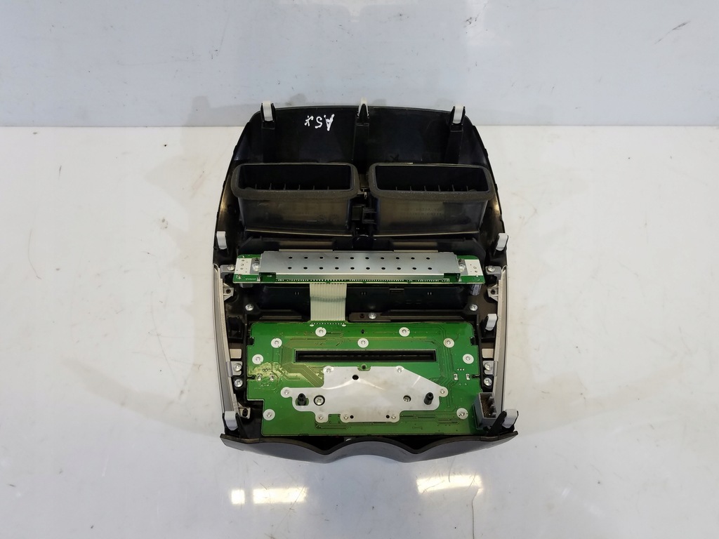 фото №2, Рамка решітка радіо середня mitsubishi asx