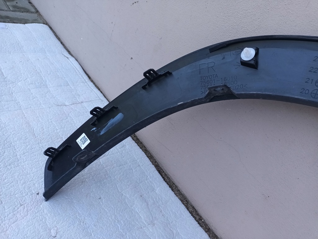 фото №7, Молдинг передняя правая toyota corolla cross перед правый