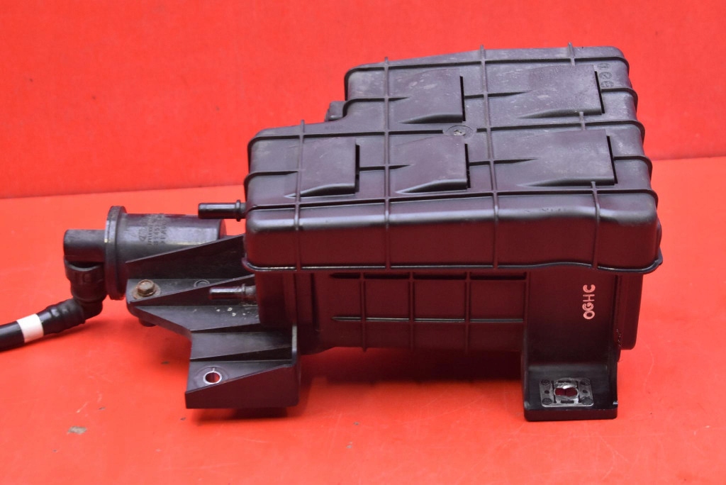 Фільтр вугільний 31420-cm100 hyundai kona 1 i 1.6 gdi hybrid 141 km 17-19 в Україні