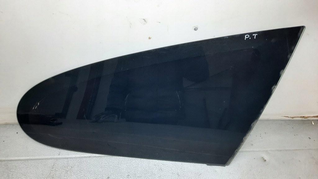 фото №1, Скло кузовна правий задня honda stream 1.7b 01r