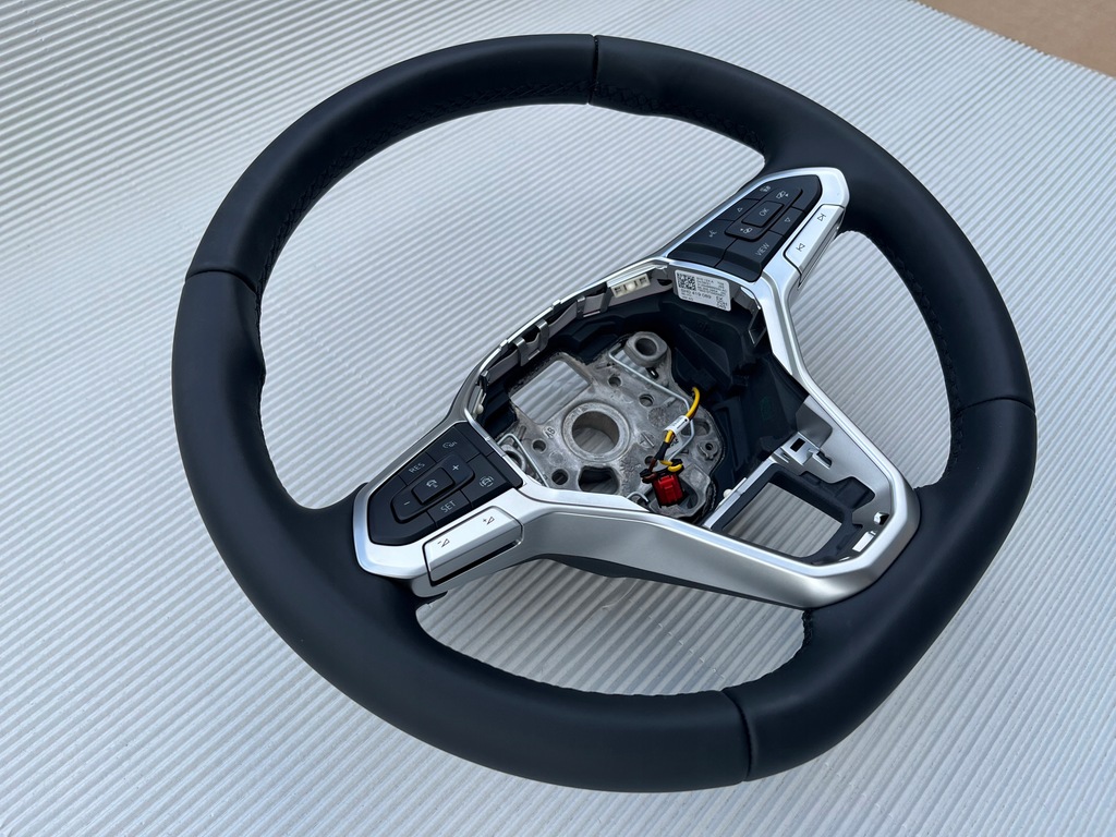 фото №11, Vw golf 8 воздуховод кожа с подогревом hurt