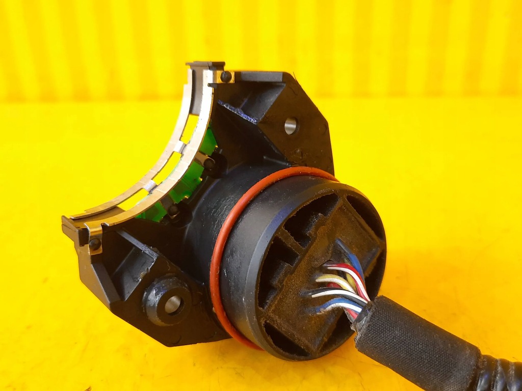 фото №3, Tesla model 3 датчик kata поворота