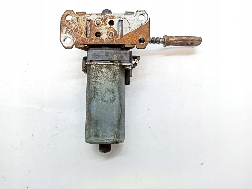 фото №8, Audi a4 s4 b8 8k 2009 перед сторона правая моторчик регулировки сиденье