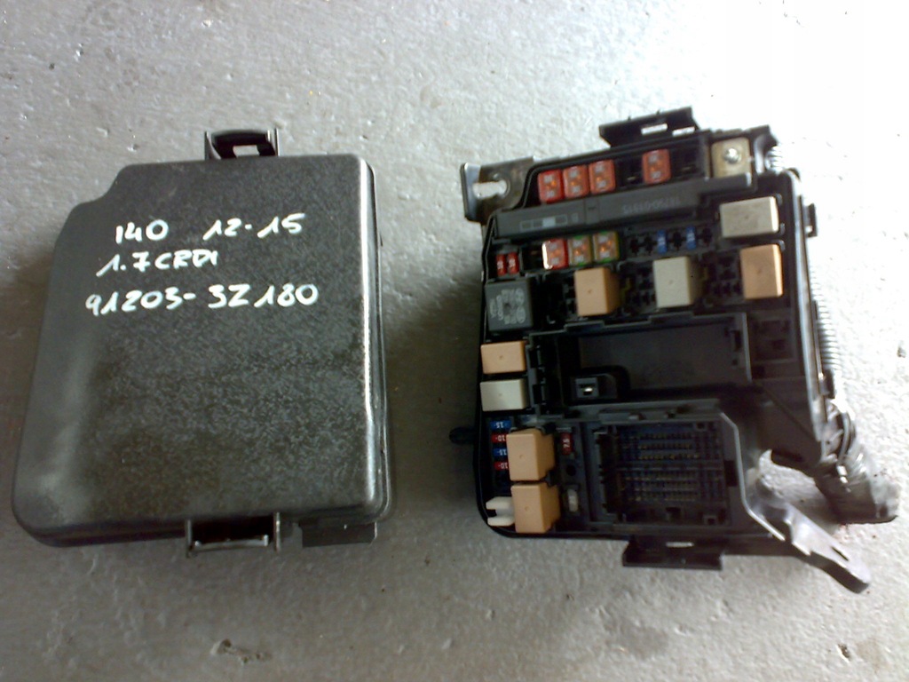 фото №1, Hyundai i40 2012 2015 корпус коробка запобіжник