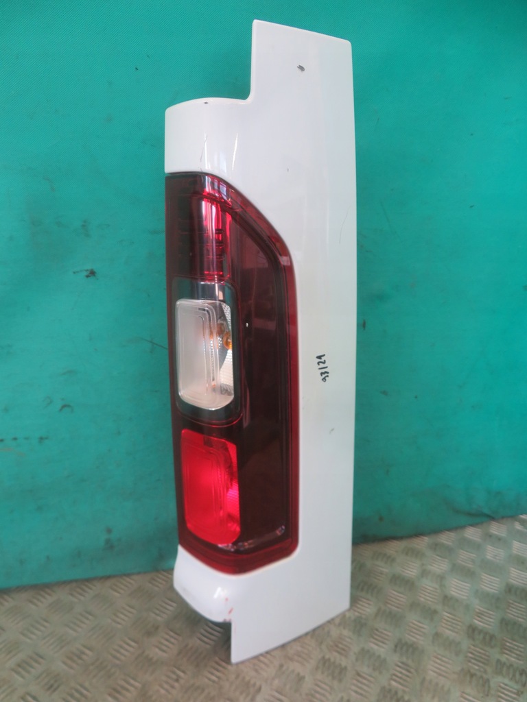 фото №1, Лампа правий задня opel vivaro renault trafic 17r 265a13908r