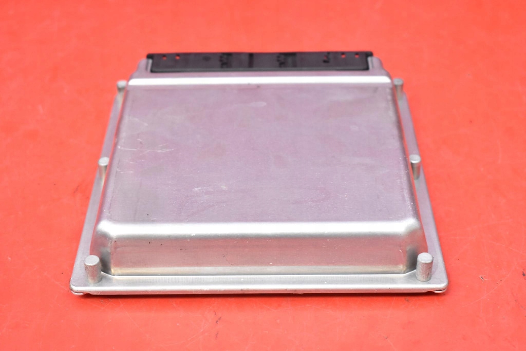 Блок управления бортовой компьютер двигателя a0305455832 mercedes e-klasa w210 2.6 v6 177 km в Украине