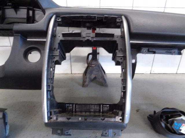 фото №4, Консоль приборная панель подушка ремни mercedes w245 06r.