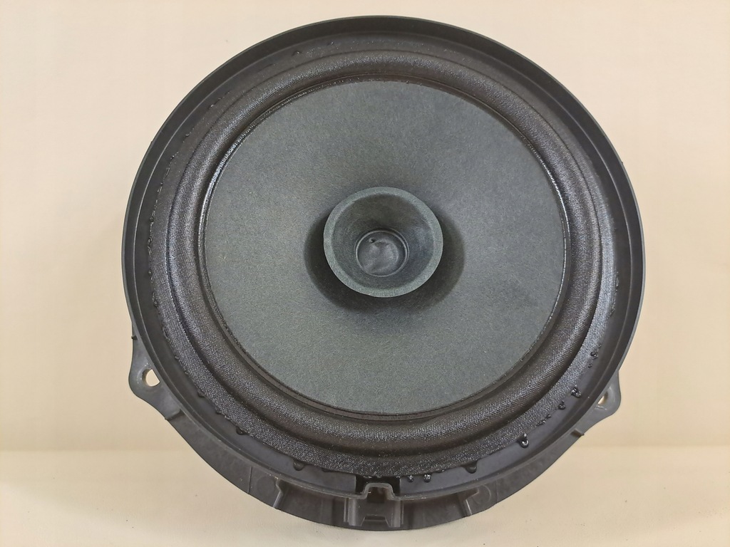 фото №1, Dacia sandero iii 3 stepway 21r динамик дверь задняя