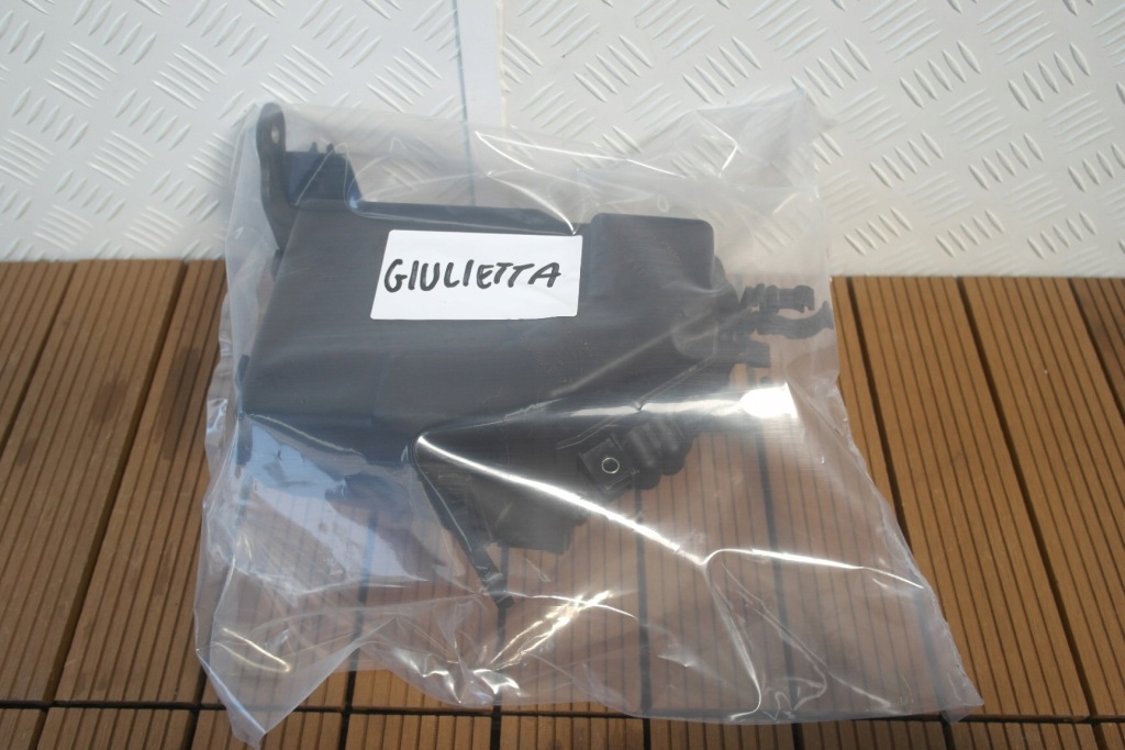 Купити Alfa romeo giulietta 10-16 корпус коробка запобіжників 50514168 оригінальний номер