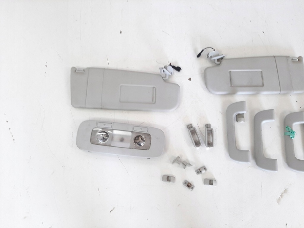 фото №14, Skoda superb ii 2.0tdi 09r потолок ручки козырьки лампа 3t0867501