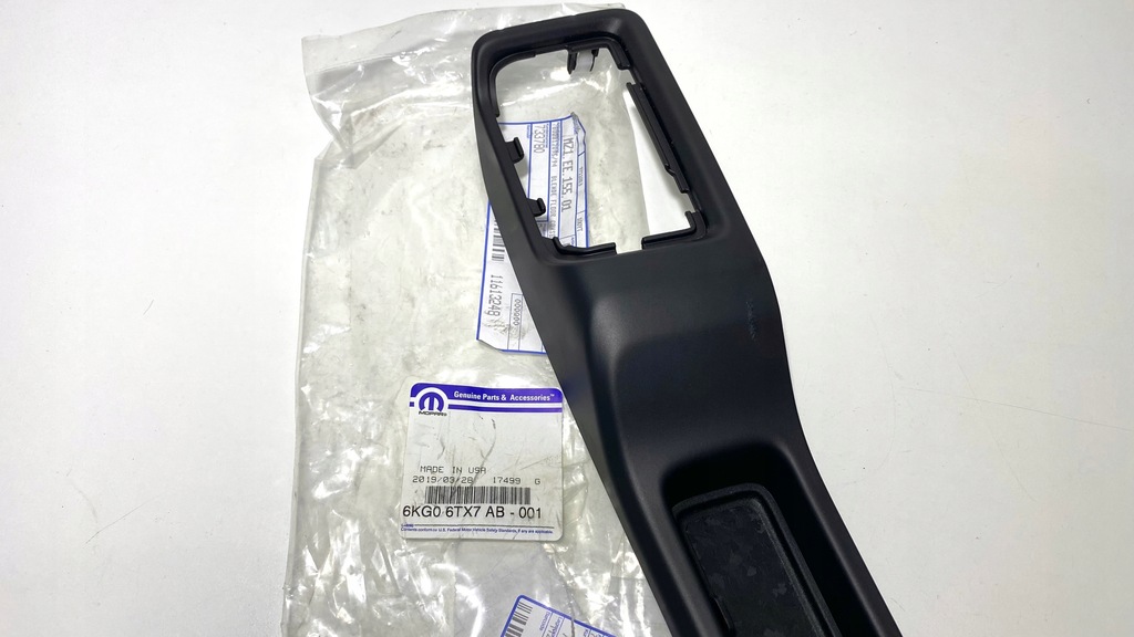 фото №9, Рамка консолі підлоговий jeep wrangler 6kg06tx7ab