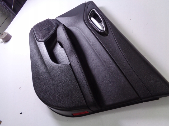 фото №2, Оббивка двері правий перед alfa romeo giulia 2016 rok