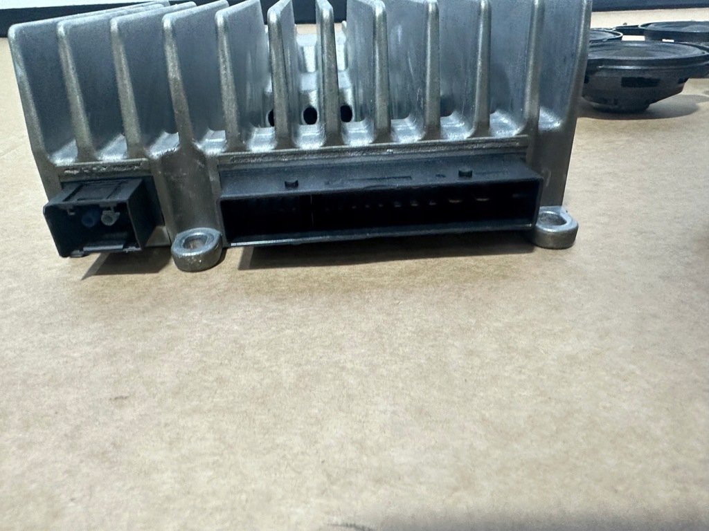 фото №8, Аудіосистема, динаміки harman kardon mercedes cls w218 комплект, підсилювач