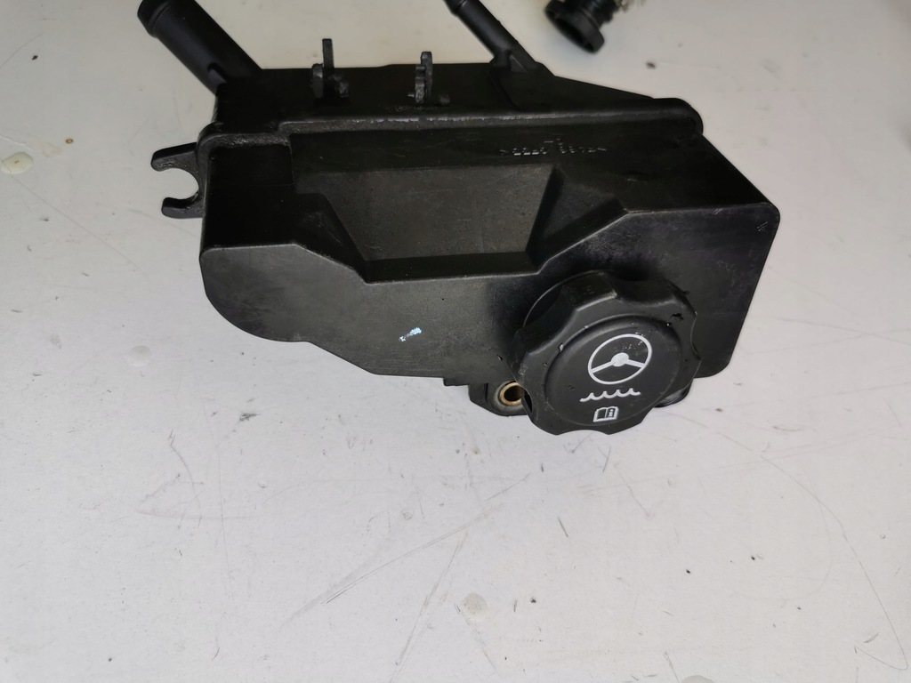 фото №1, Opel insignia 2,8 бак жидкость усилителя