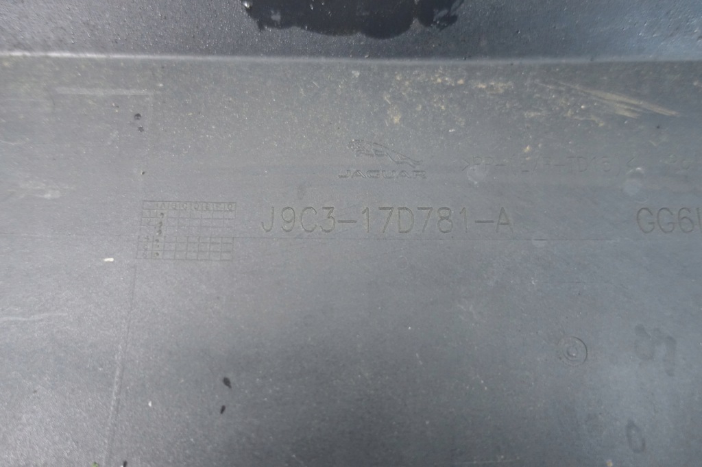 фото №10, Jaguar e-pace 2017- x540 бампер задняя задний j9c3-17d781-a