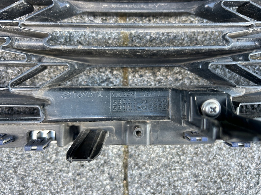 фото №5, Решётка радиатора toyota highlander iv