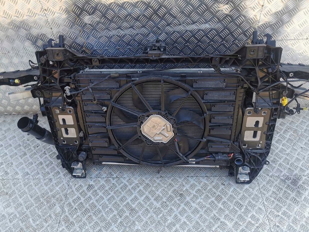 фото №8, Audi q7 4m pas передний радиатор 3.0 tdi