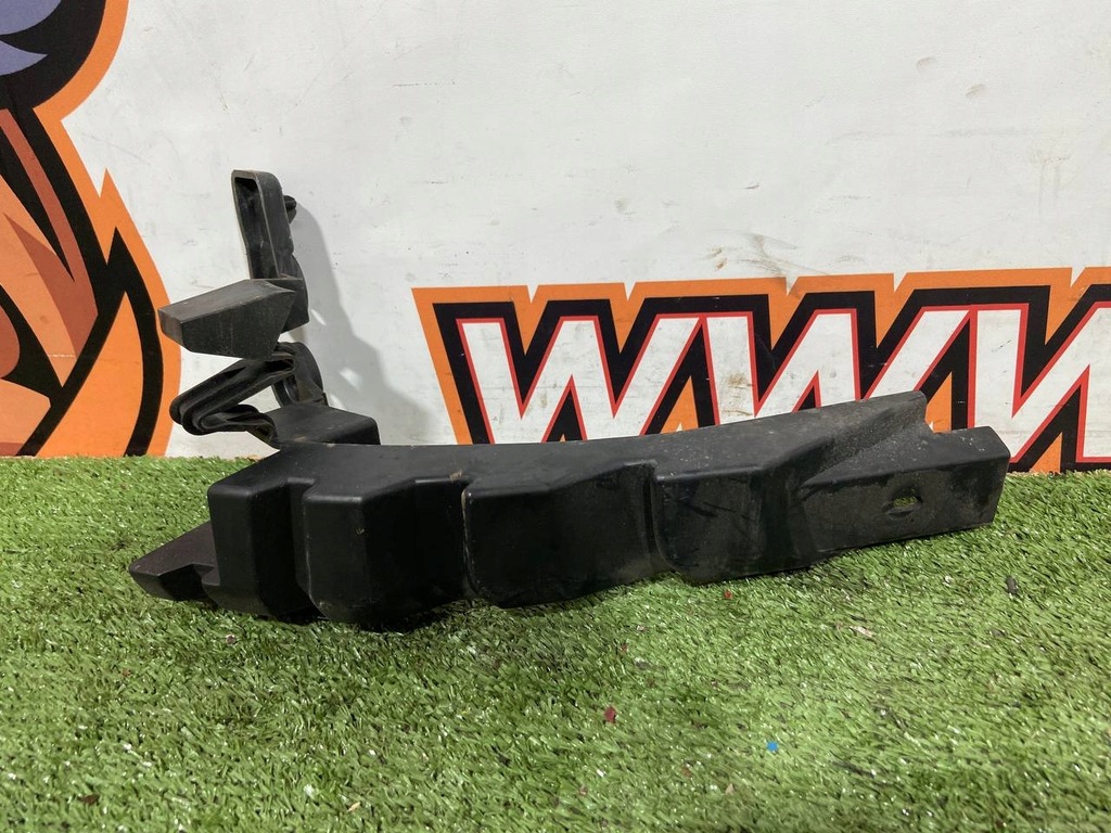 фото №15, Направляющая левый задняя jaguar f-pace hk83-17a882-ad