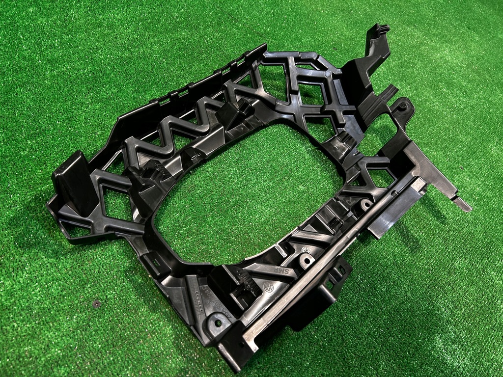 фото №8, Vw t-roc 2ga кронштейн направляющая бампера правый перед 2ga807724c