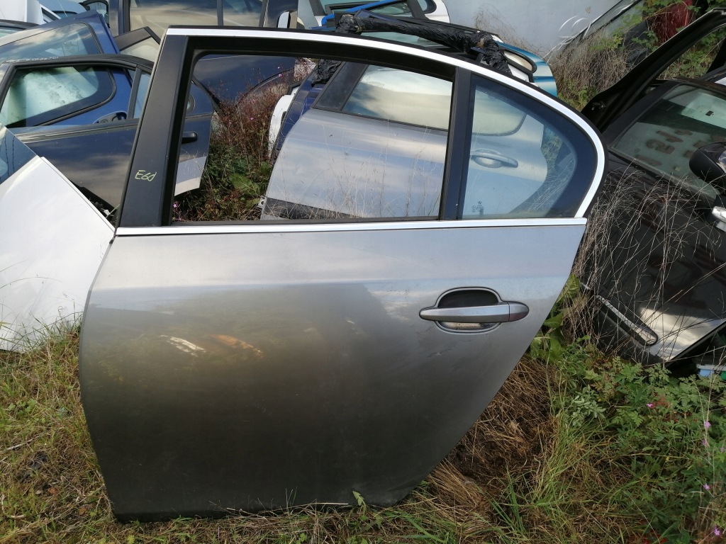 Купити Двері задній задні ліва bmw 5 e60 повний