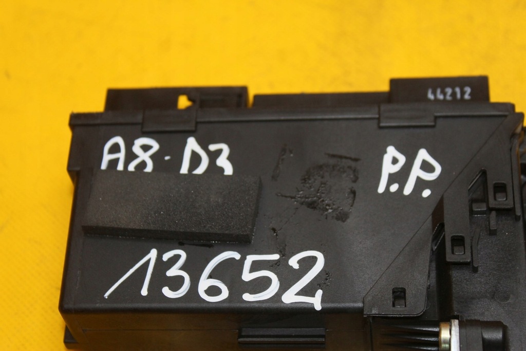 фото №7, Моторчик стекло правый перед a8 d3 4e1910802