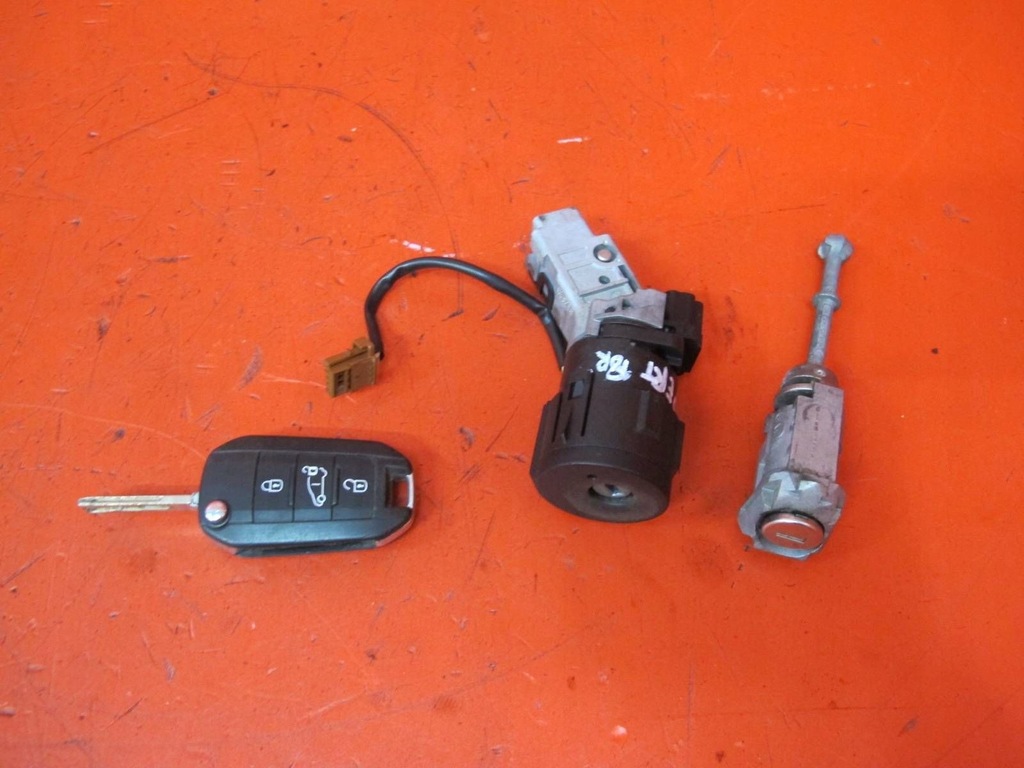 фото №1, Jumpy scudo expert iii proace ii vivaro замок запалювання ключ вкладка двері kpl