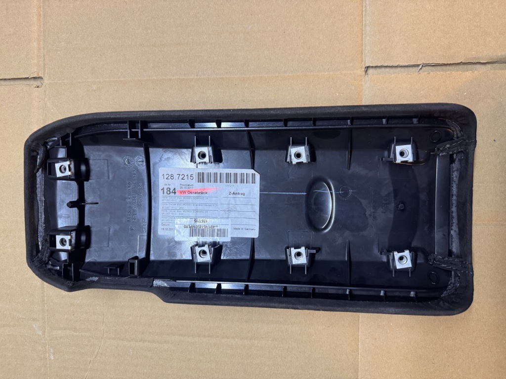 Porsche cayman 982 подлокотник алькантара в Украине