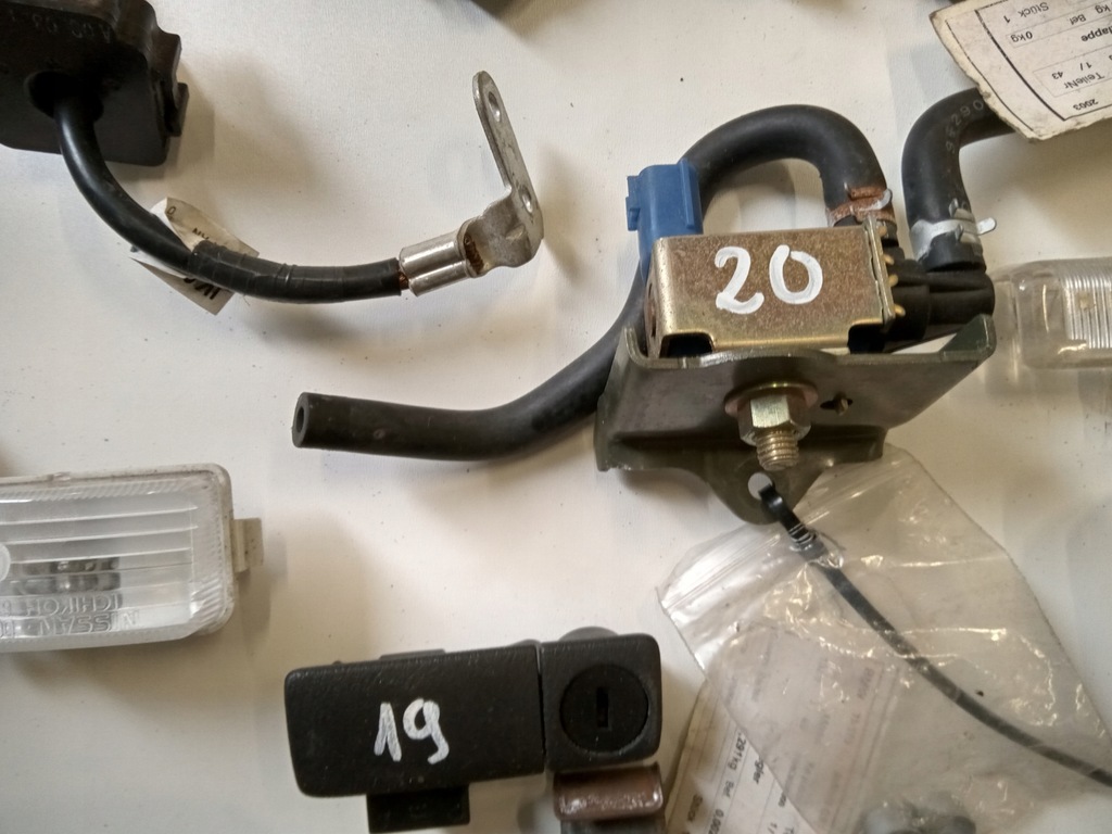 фото №11, Пластик рамка панель крышка вентилятор infiniti g35 g37 nissan 350z