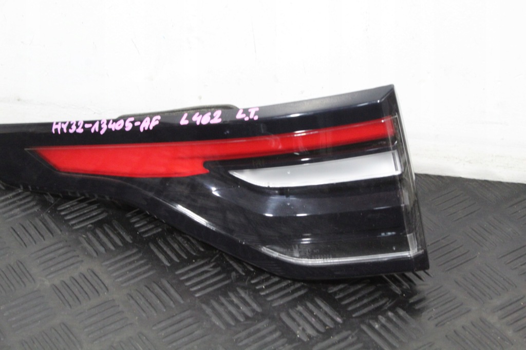 фото №3, Лампа лівий задня discovery v 5 l462 hy32-13405-af