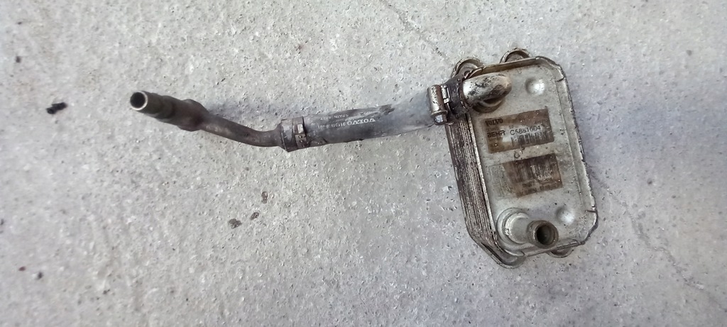 фото №1, Радіатор оливи volvo s60