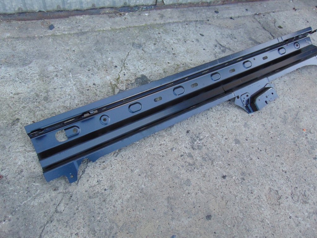 фото №14, Обшивка поріг поріг підсилювач vw id3 10a809377