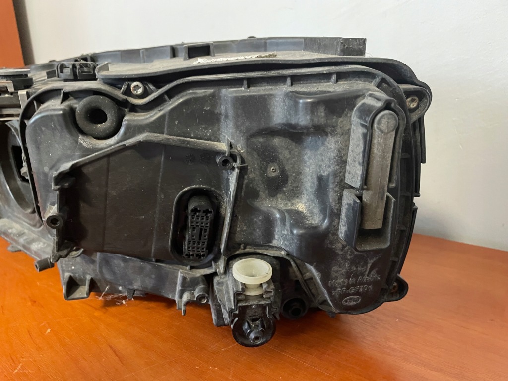 Фара правий перед передня led matrix audi q7 4m 4m0941036 в Україні