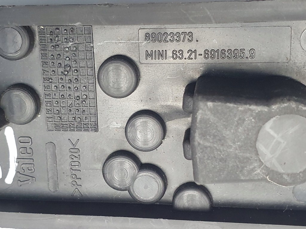 Вкладыш лампы mini r50 r53 левый правый задний  89023373 кронштейн Оригинал