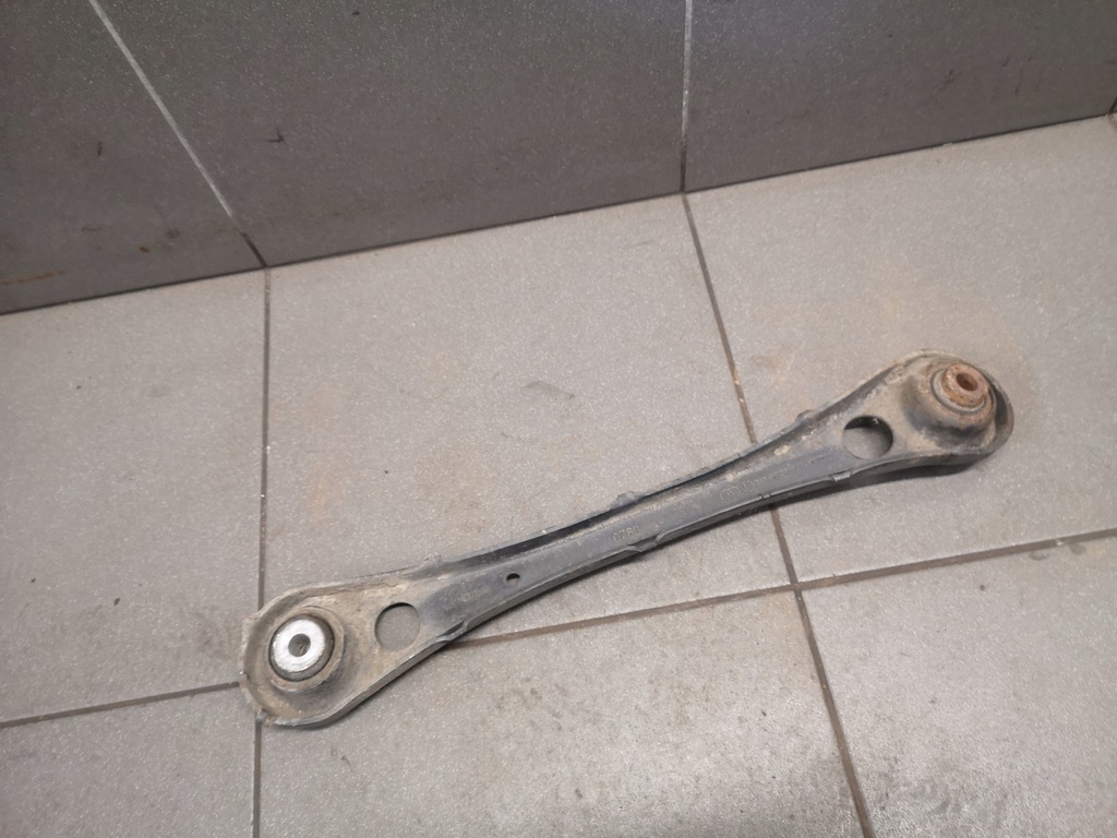 фото №1, Важіль задня audi a6 c6 4f0501529e