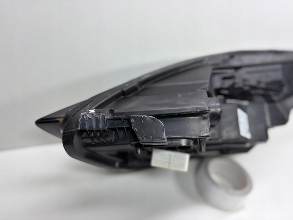 Купить Tesla 3 рестайлинг  лампа передняя full led правый перед 1514953