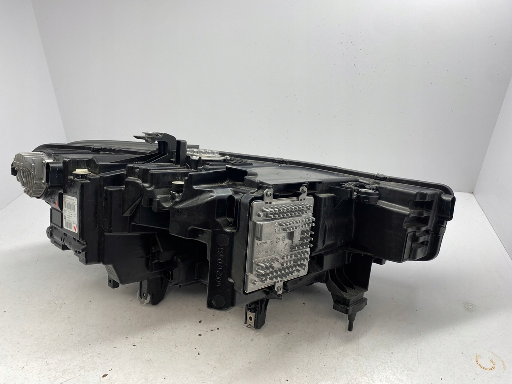 фото №9, Bmw x7 g07 лампа левая led 9481819