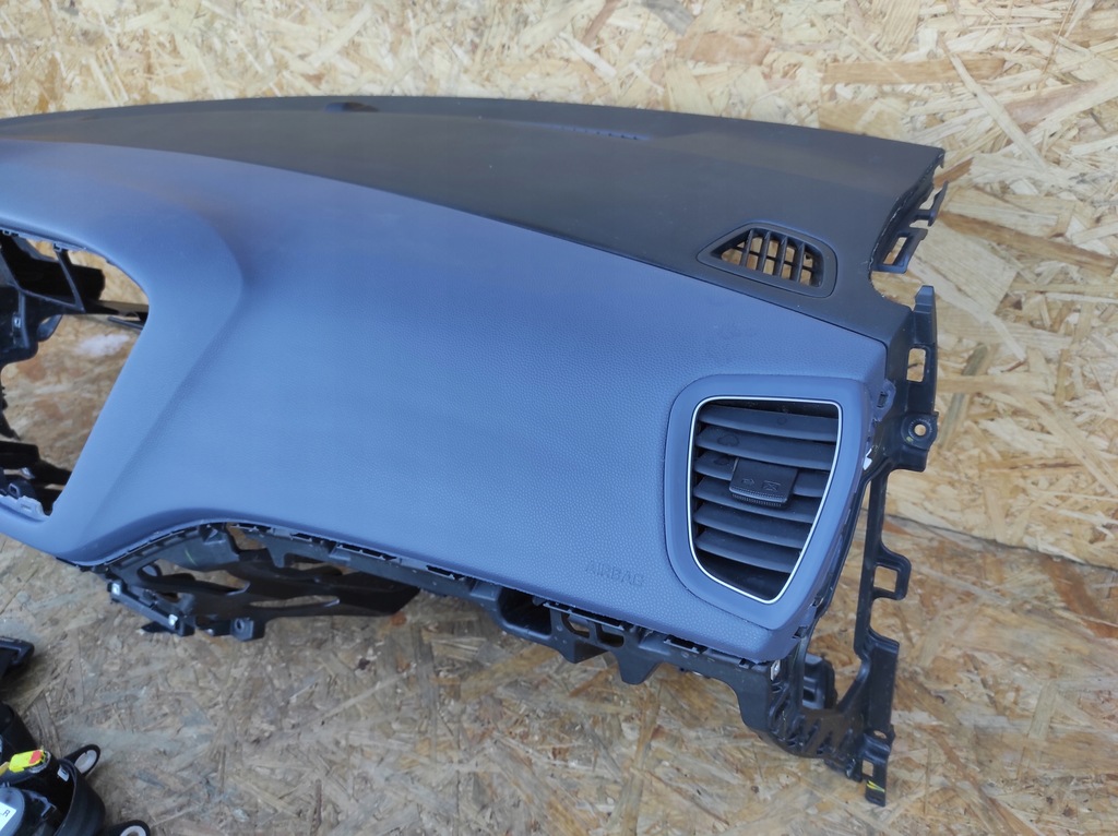 фото №5, Приборная панель консоль hyundai i20 i20 ii оригинал