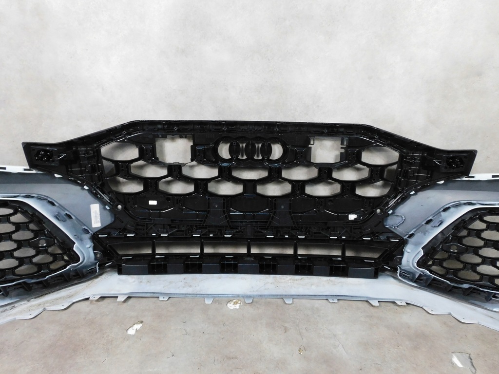 фото №11, Audi q8 4m8 lift s line sq8 бампер перед передний полный белый