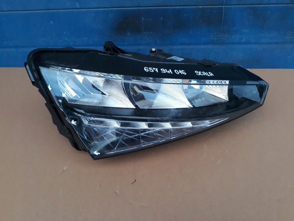 фото №1, Skoda оригінальний номер 657941016 лампа led