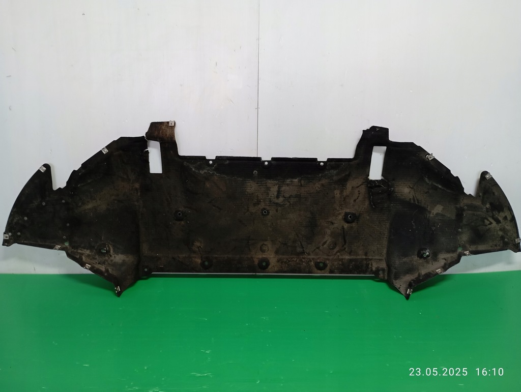 фото №1, Плита защита pod бампер перед audi r8 4s0825101