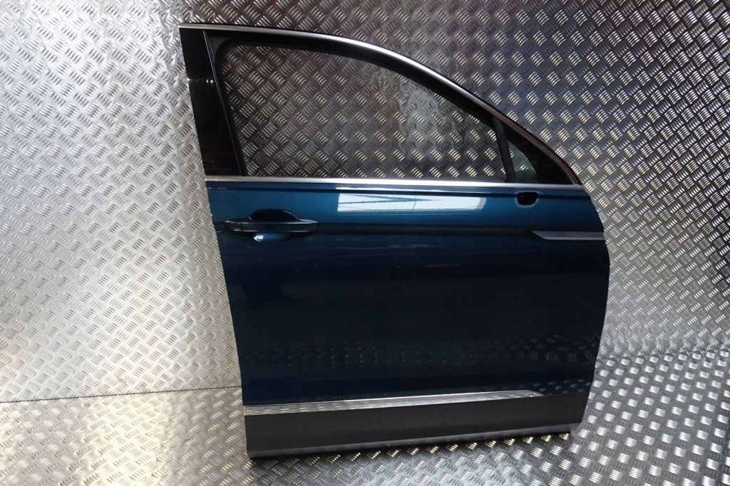 фото №1, Vw tiguan ii lift - дверь правое lp5j