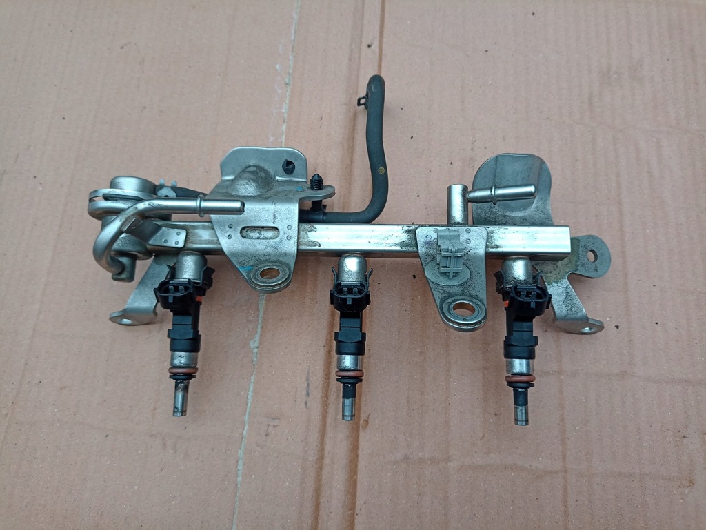 фото №1, Молдинг впрыскная форсунка renault captur i clio iv 0.9tce