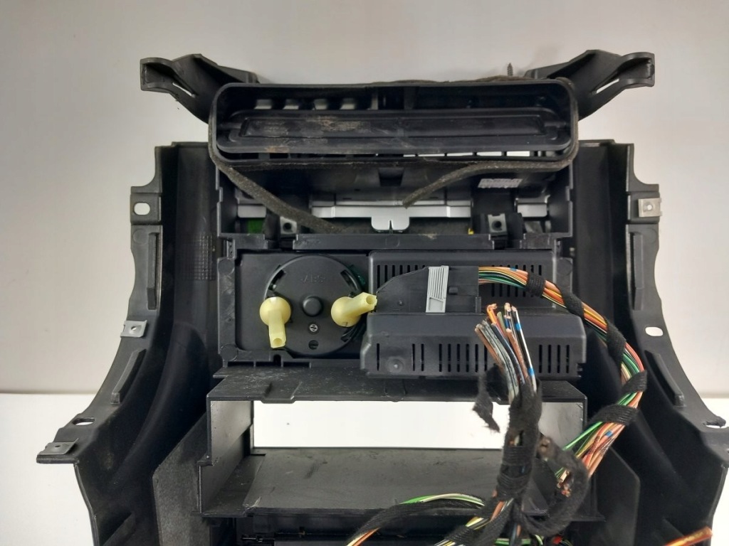 фото №8, Chrysler crossfire lift тунель панель  середня a1936800252