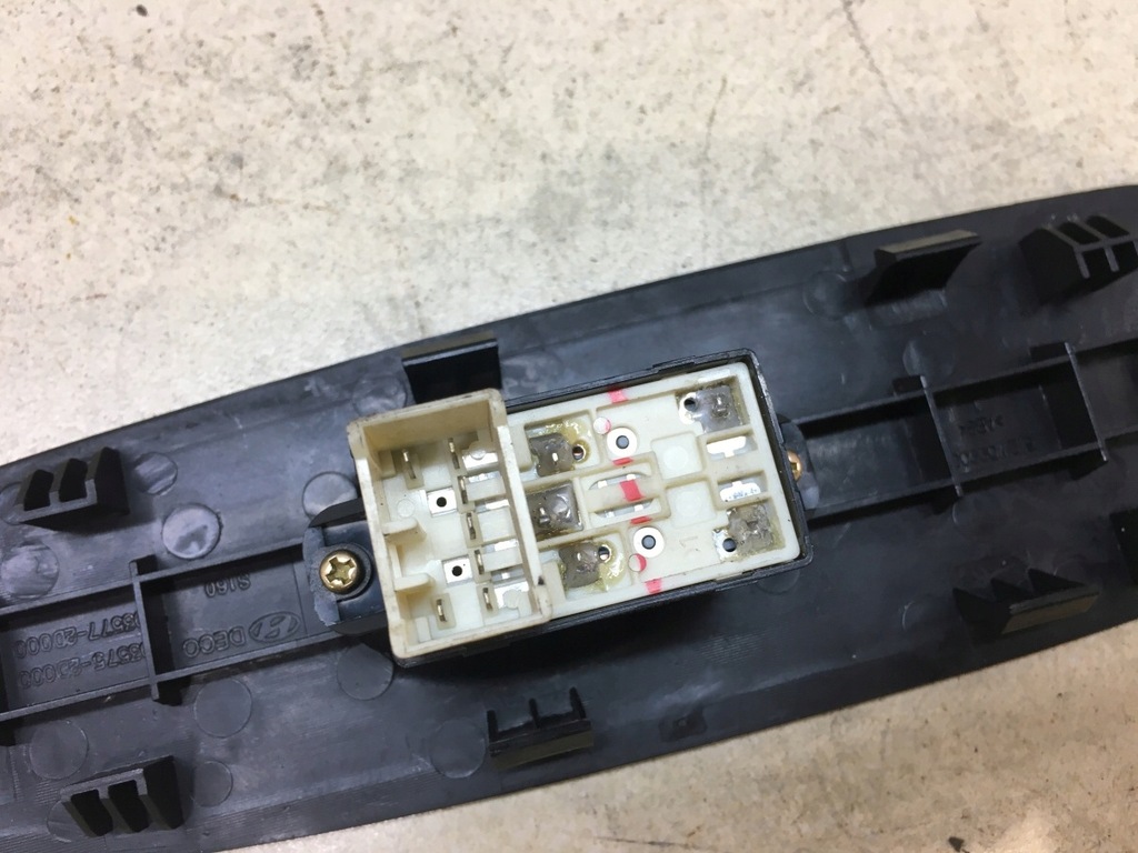 фото №7, Панель скло правий перед elantra iii 93578-2d000