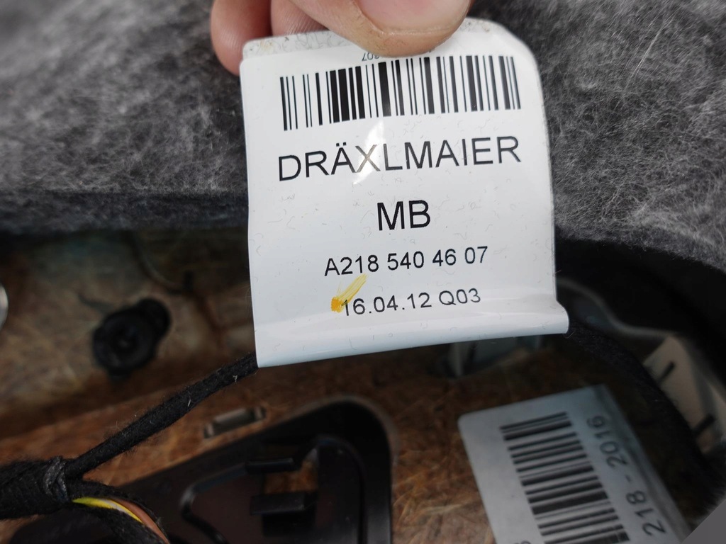 фото №10, Mercedes cls c218 x218 обивка обшивка левая задняя