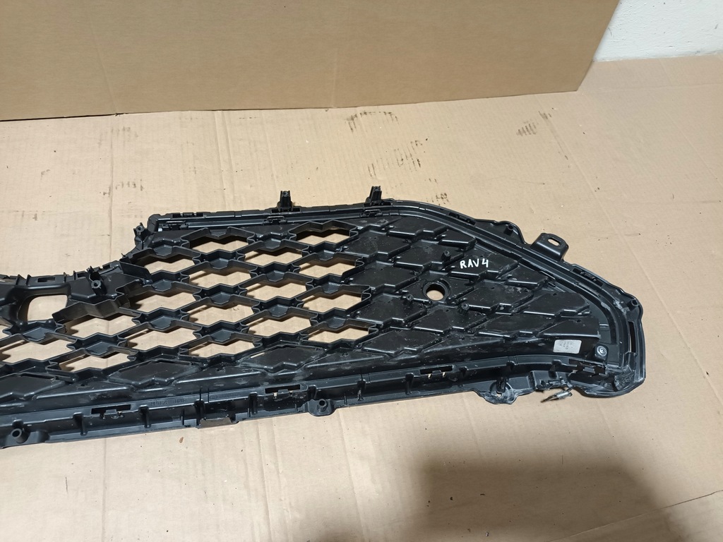 фото №7, Решётка радиатора toyota rav4 rav-4 v lift решётка радиатора